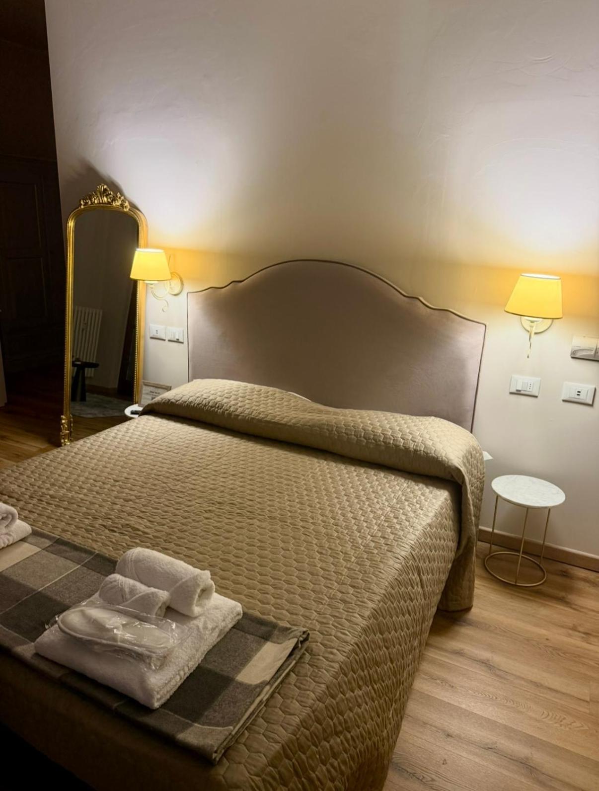 La Boutique By Rjgal B&B Firenze Esterno foto