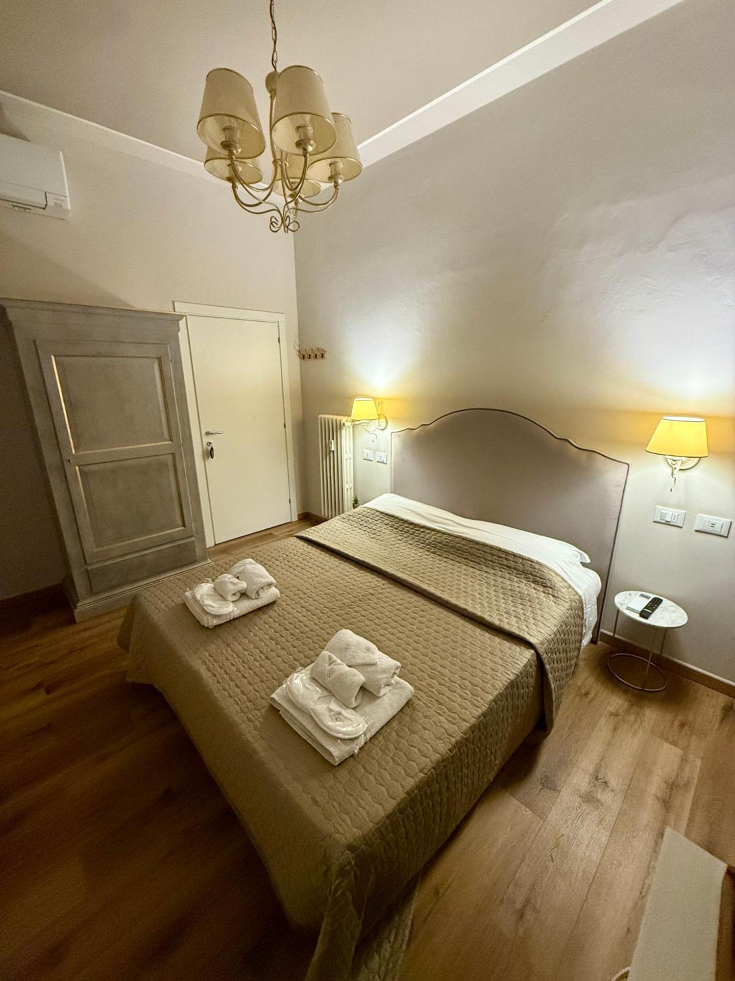 La Boutique By Rjgal B&B Firenze Esterno foto
